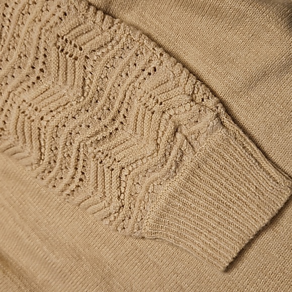 Christian Siriano New York Pointelle Sleeve Sweater - Picture 5 of 9